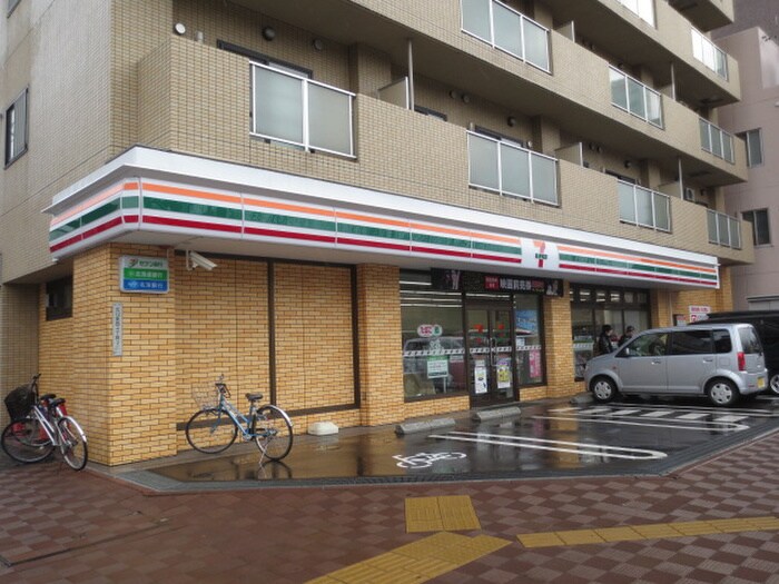 セブンイレブン(コンビニ)まで400m レジディア札幌駅ノース