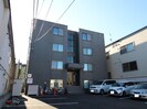コ－タス月寒東の外観