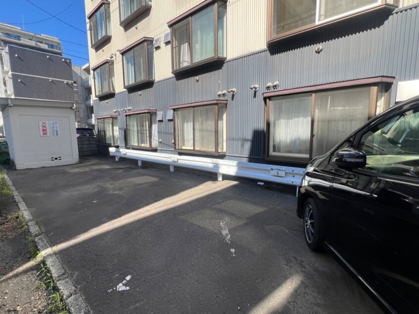 駐車場 藤井ビル北１０条