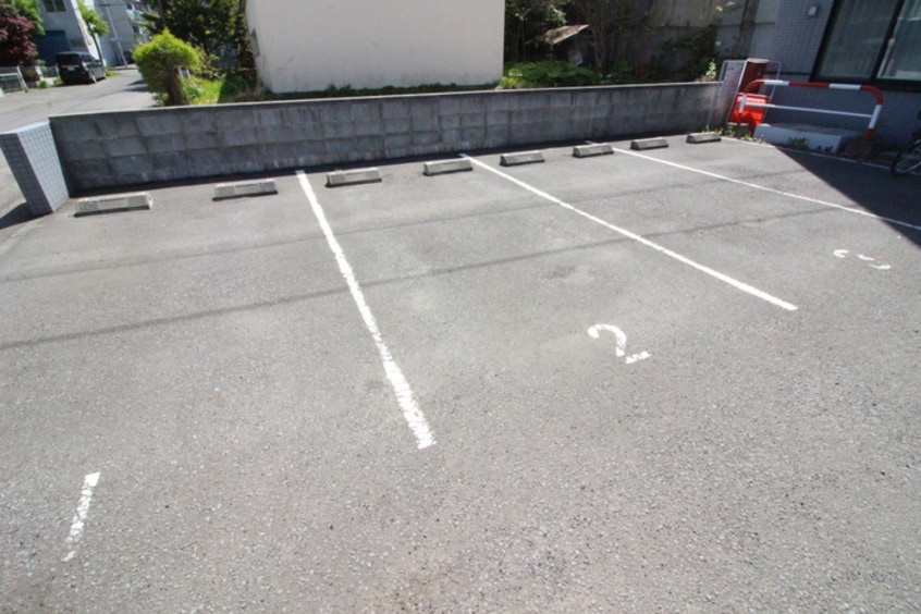 駐車場 クレッセントＫ