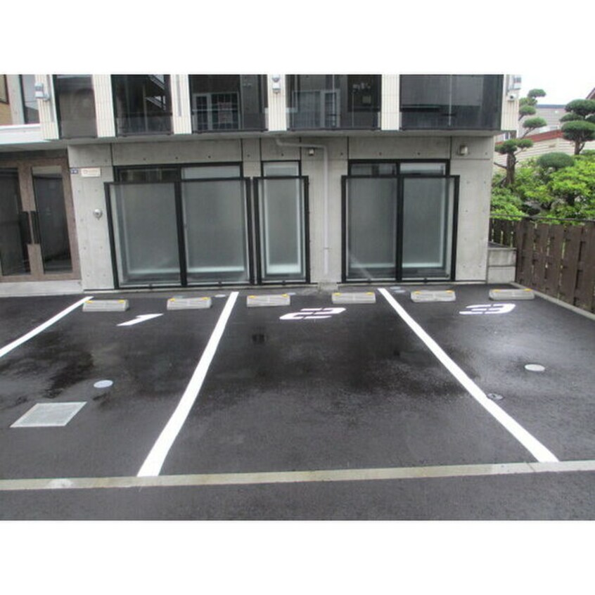 駐車場 ラピスブラオ東区役所前