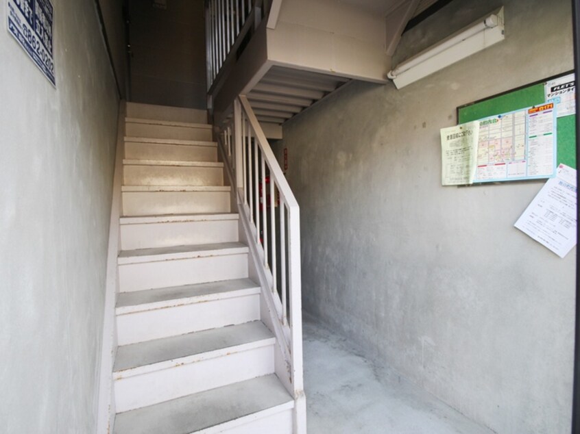 エントランス部分 ルミエ－ルＨＩＤＥ