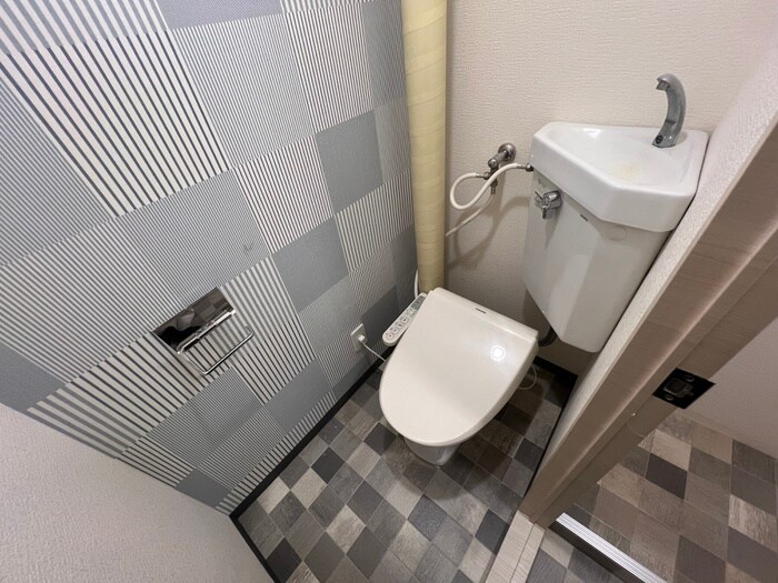 トイレ リブ１９７