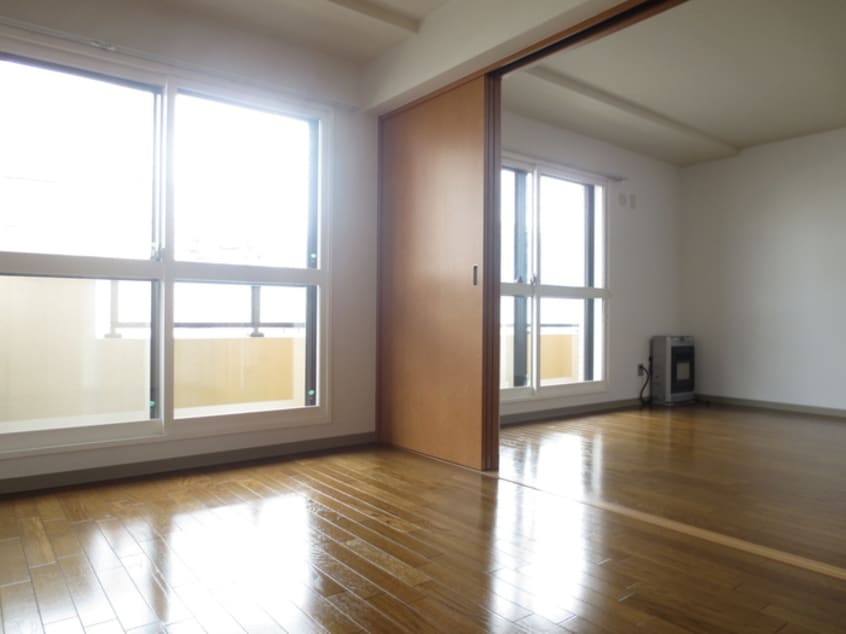 居室 平岸エクセル金野