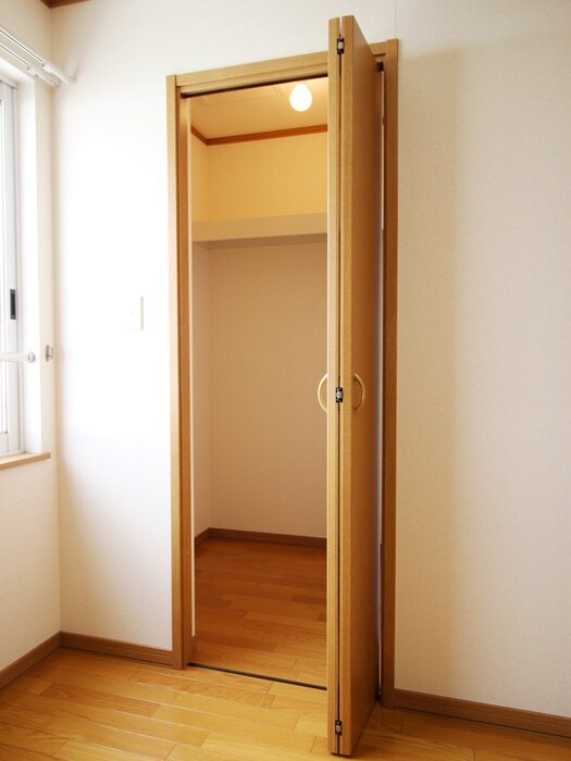 収納 ファミール元町