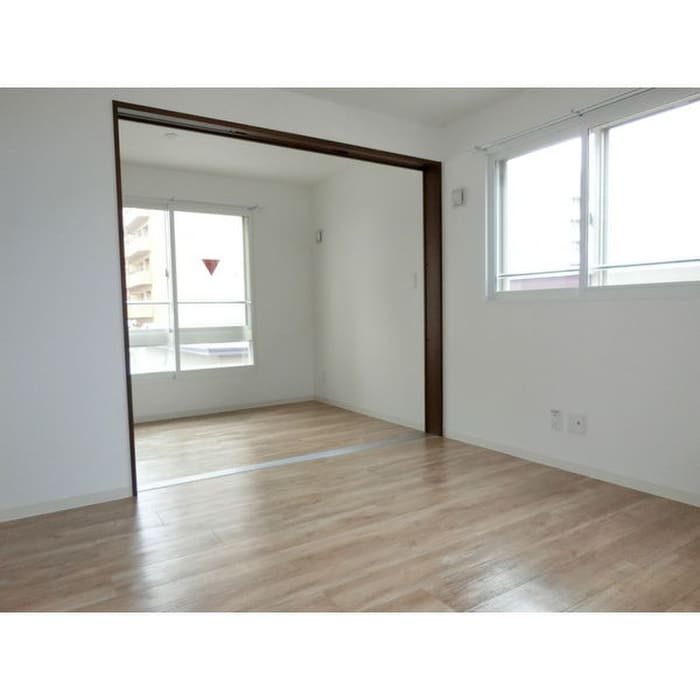 居室 BREEZE南11条