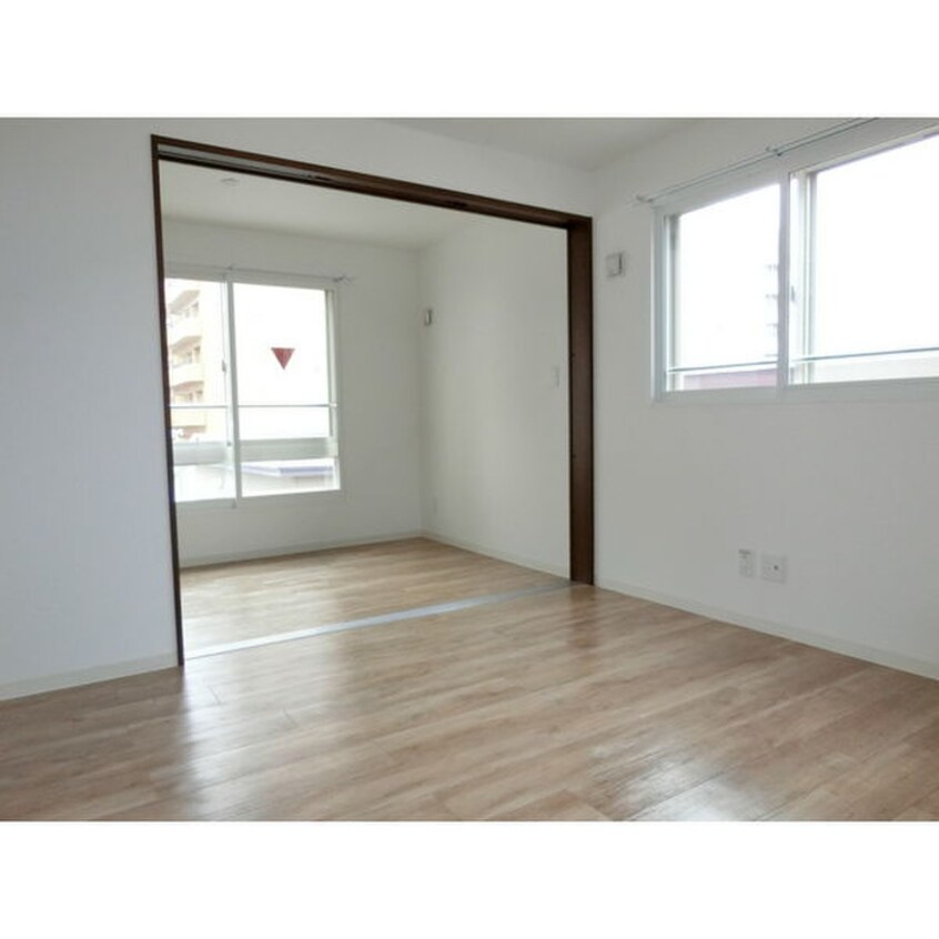 居室 BREEZE南11条