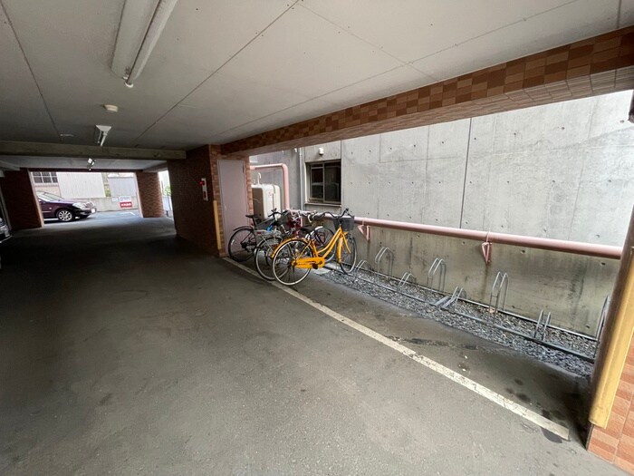 駐輪場 コトン大通中央