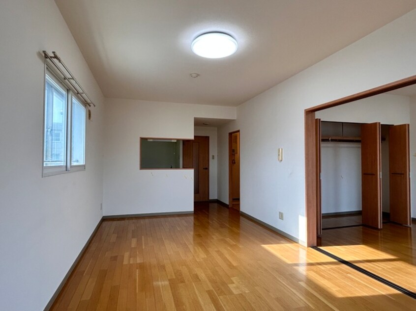 居室 エクセルカムズ