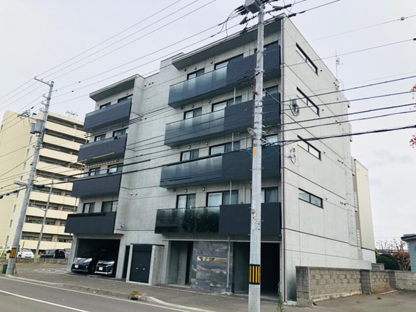 外観写真 グランラヴィーヌＮ１７