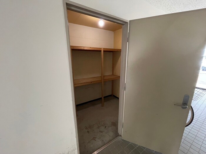 建物設備 ＥＹＥ ＳＴＡＧＥ　山鼻