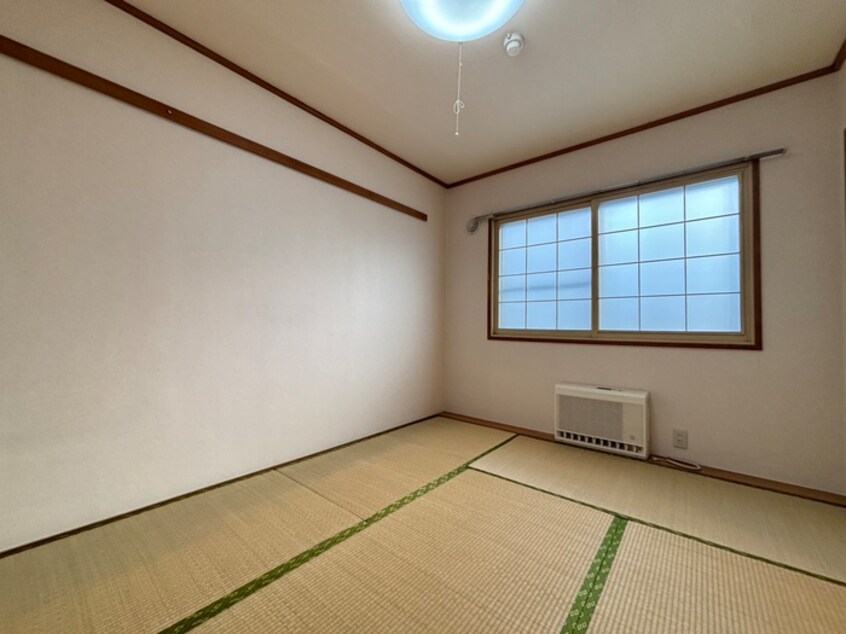 居室 ＥＹＥ ＳＴＡＧＥ　山鼻