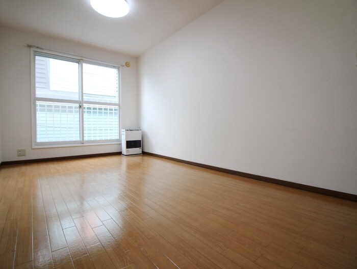 居室 伏見１７ハイツ