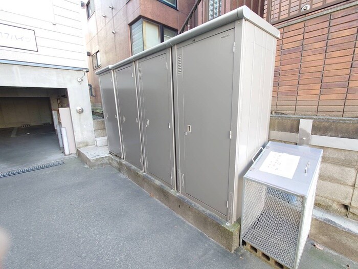 駐車場 伏見１７ハイツ