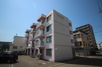 イーストハウス