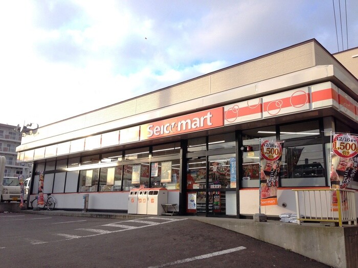 セイコーマート　西岡店(コンビニ)まで300m NFPガーデン月寒西