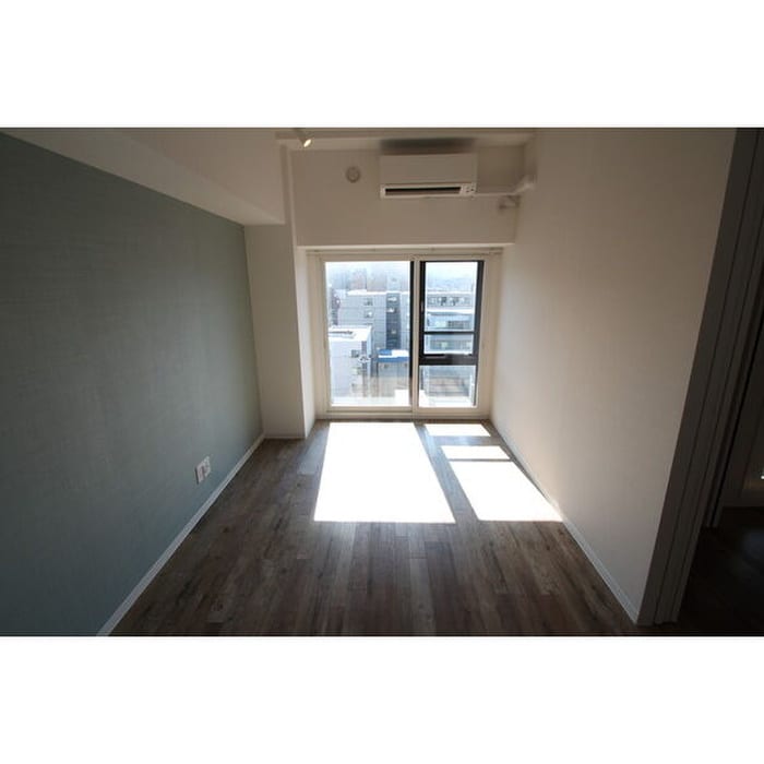 室内からの展望 ＭＯＤＥＮＡ　ＳＩＡＮ