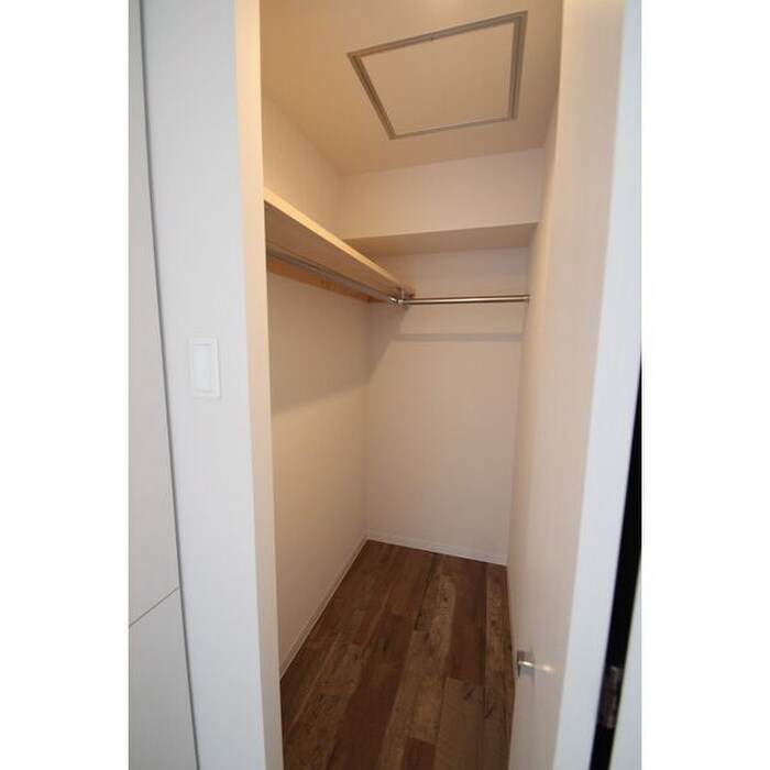 収納 ＭＯＤＥＮＡ　ＳＩＡＮ