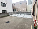 駐車場 パ－クヒルズ中の島２１