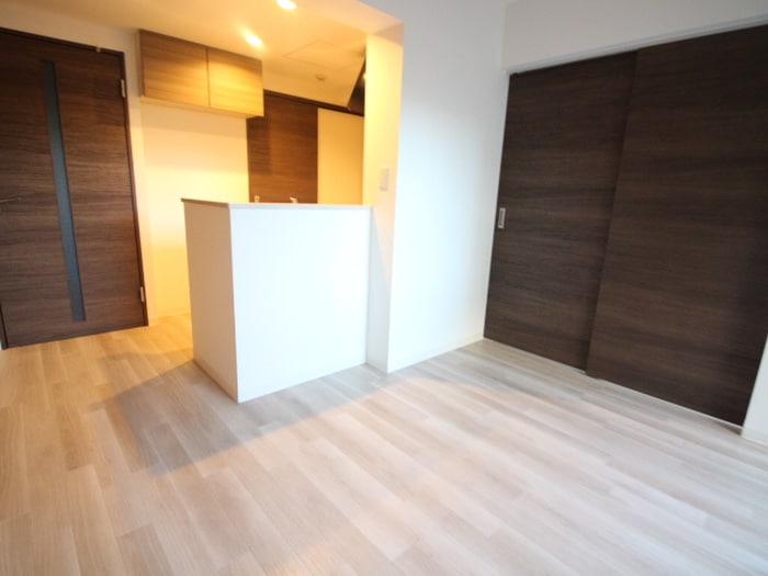 居室 ﾌﾟﾚﾐｱｼﾃｨ美園