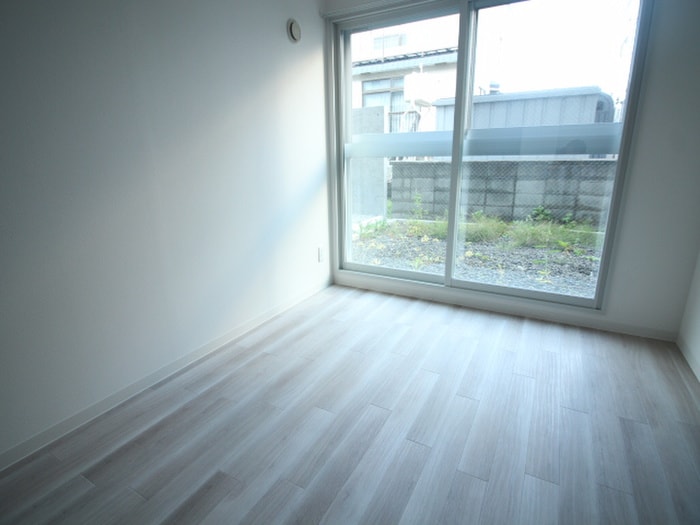 居室 ﾌﾟﾚﾐｱｼﾃｨ美園