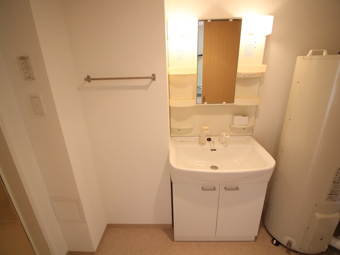 洗面 UURｺｰﾄ札幌南三条ﾌﾟﾚﾐｱﾀﾜｰ