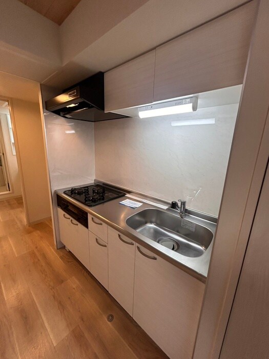 キッチン グランミレニアム中の島通り