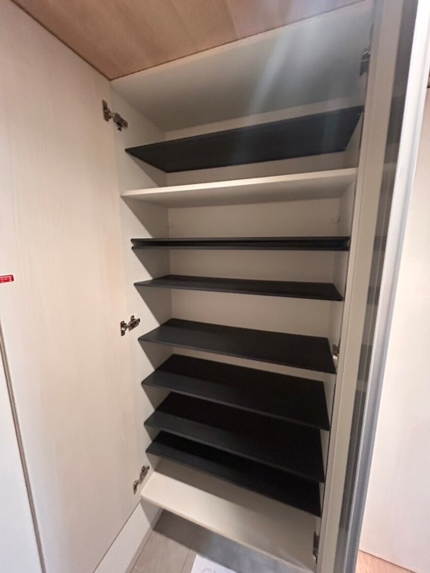 靴箱 グランミレニアム中の島通り