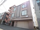 フラワー南４条の外観