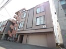 フラワー南４条の外観