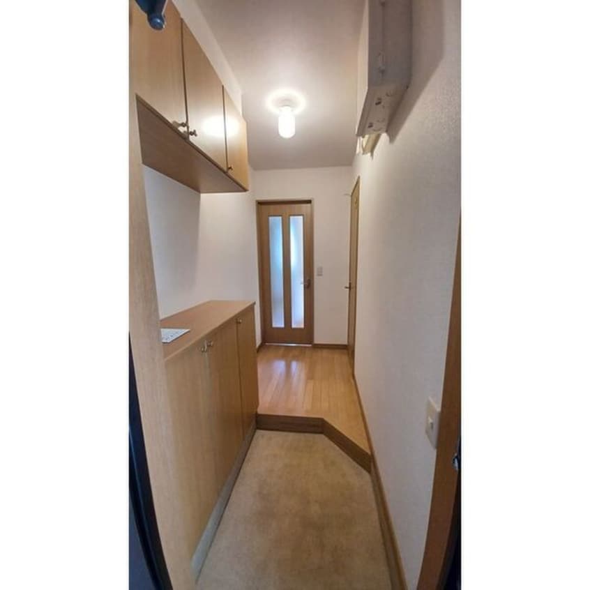 玄関 エルジュールＣ