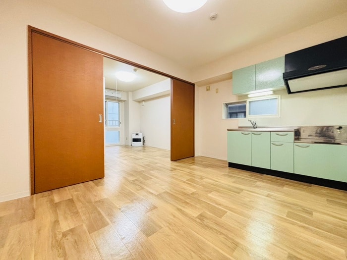 居室 メゾン・ド・ヴィレ知事公館前