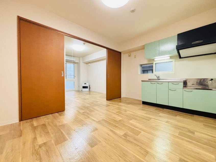 居室 メゾン・ド・ヴィレ知事公館前