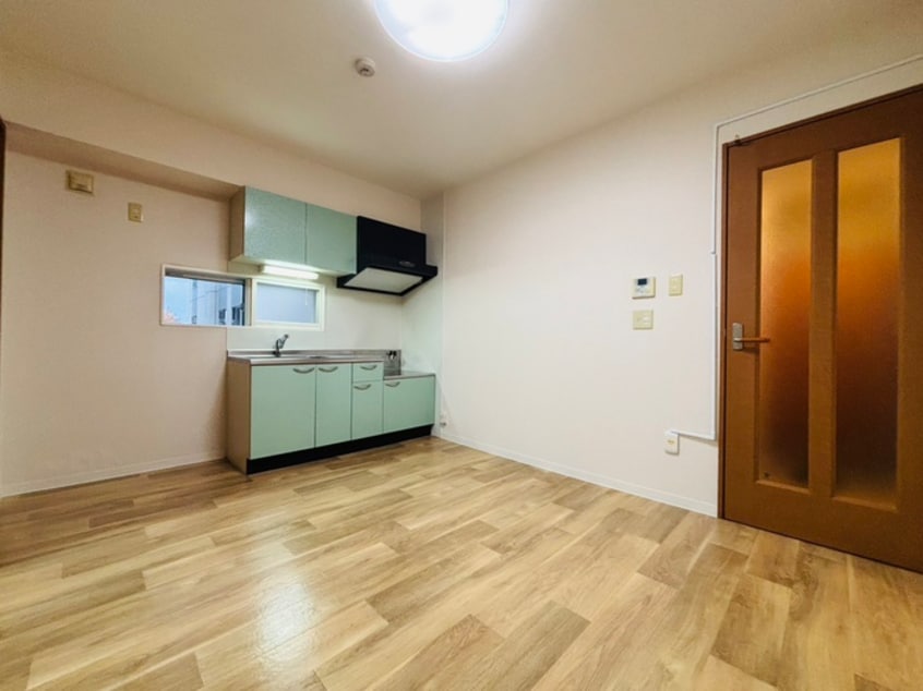 居室 メゾン・ド・ヴィレ知事公館前