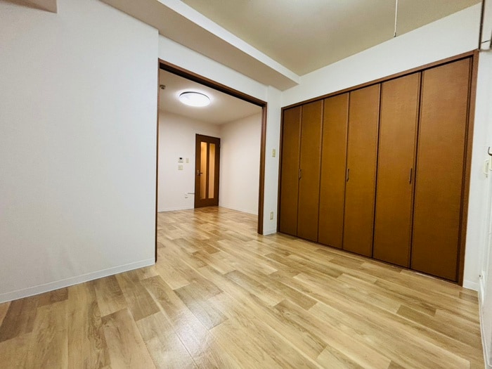 居室 メゾン・ド・ヴィレ知事公館前