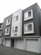 パラサントノールの外観