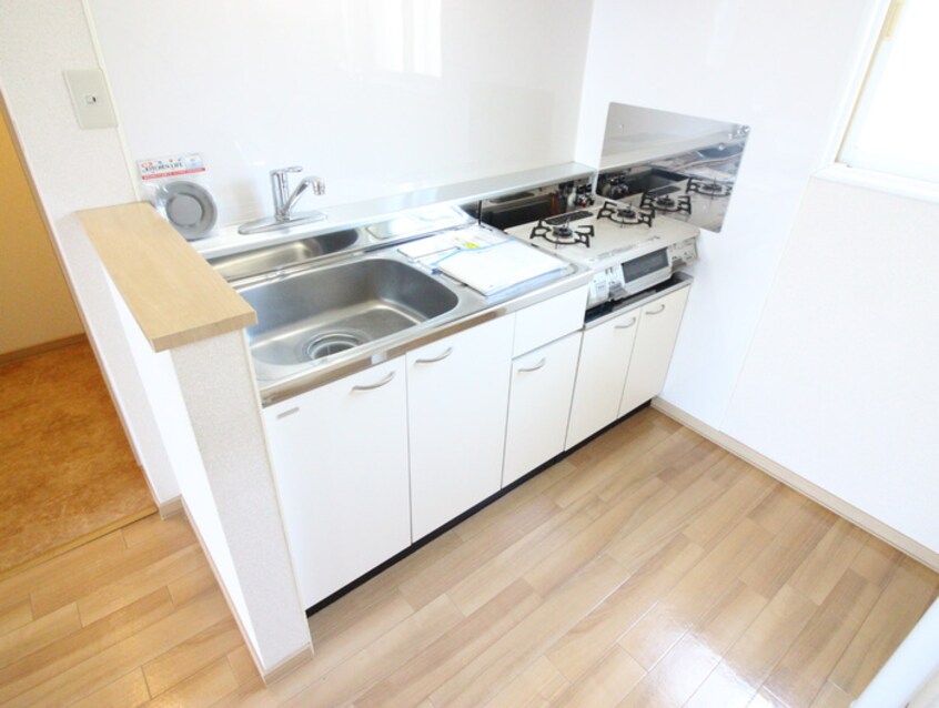 キッチン グレ－スハイム本町