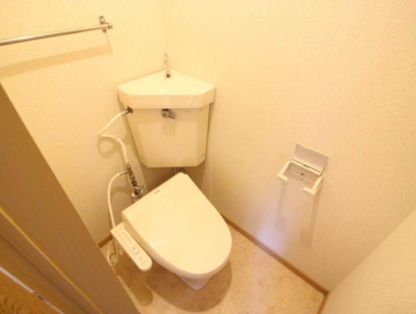 トイレ グレ－スハイム本町