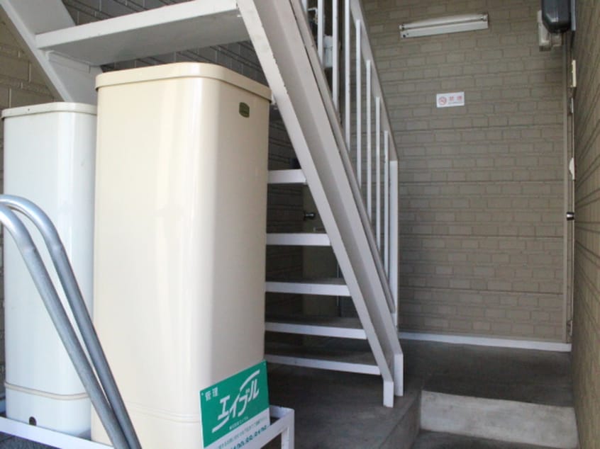 エントランス部分 クリスタルコ－ト