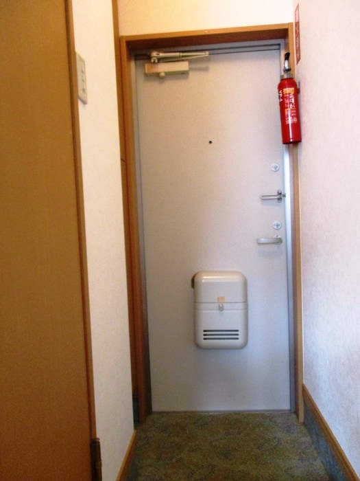 玄関 ルミエ－ル西町