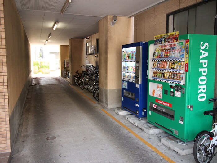 駐輪場 Ｊビル