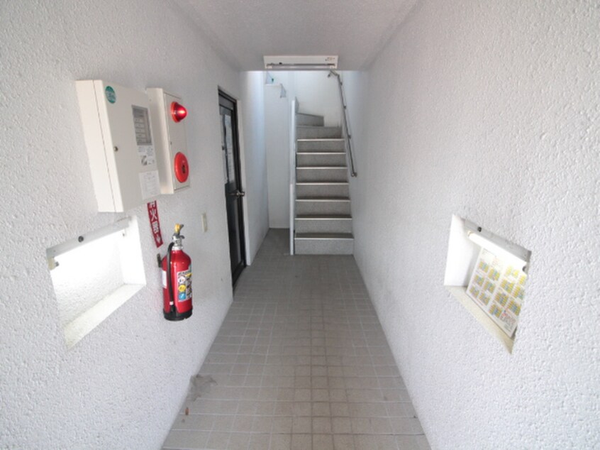 エントランス部分 レユシ－ルＮ１１