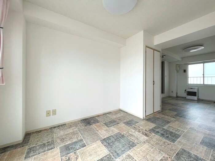 居室 ラジャス長船