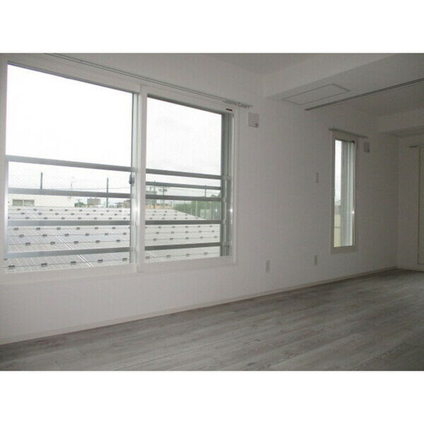 居室 FERIO月寒中央