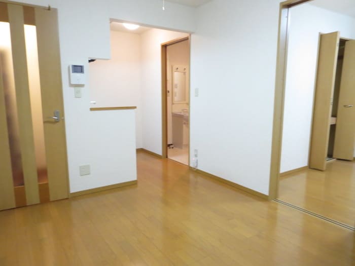 居室 LACUS