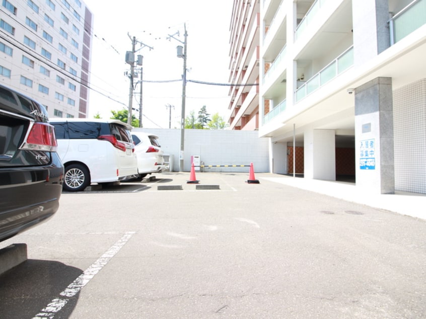 駐車場 Ｆ１４１