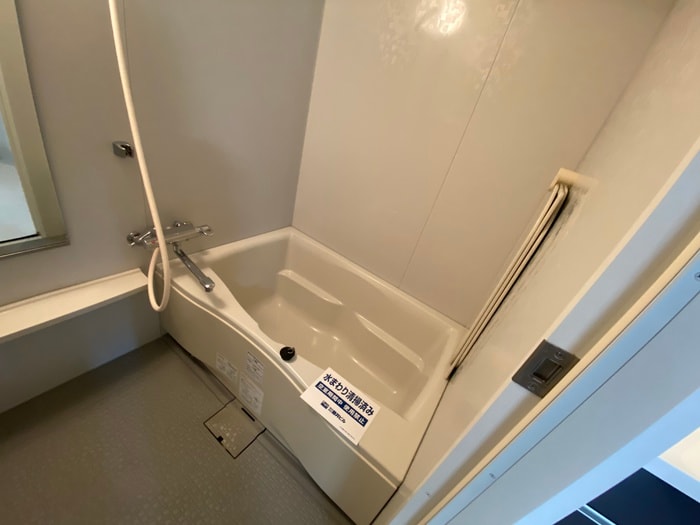 バス／シャワールーム等 Ｆ１４１