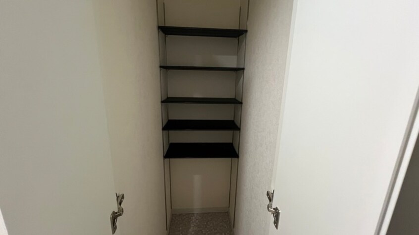 靴箱 エアフォルク行啓通