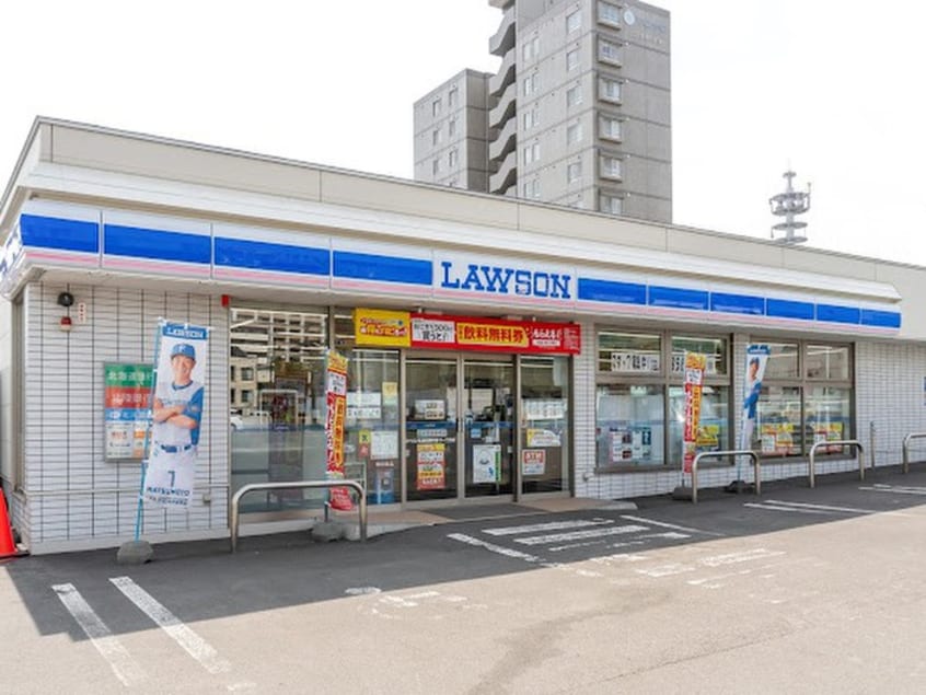 ローソン　月寒中央通11丁目店(コンビニ)まで190m coffret月寒