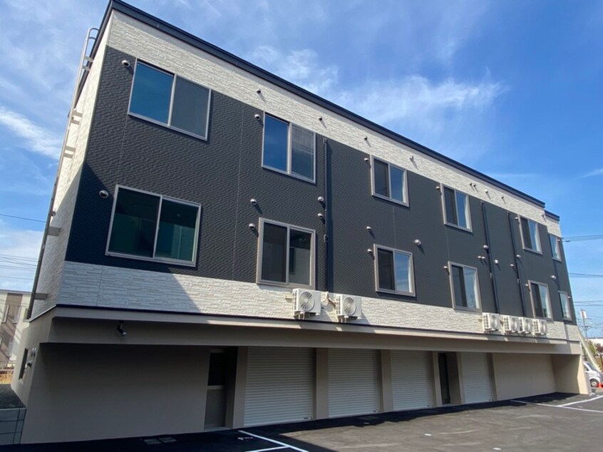 外観写真 シャルルロワ